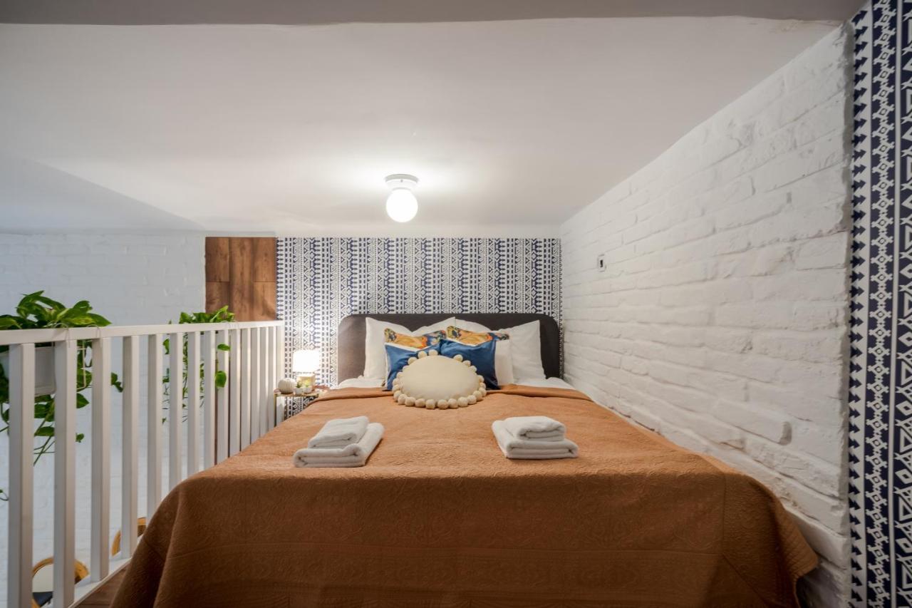 Colorful Designer Home In The Heart Of Budapest Bagian luar foto